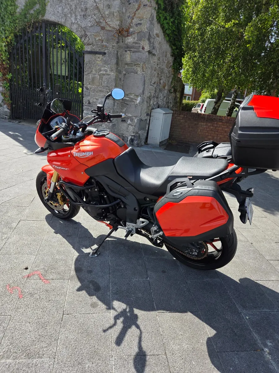 09 TRIUMPH TIGER 1050 MOTO4U - Image 3