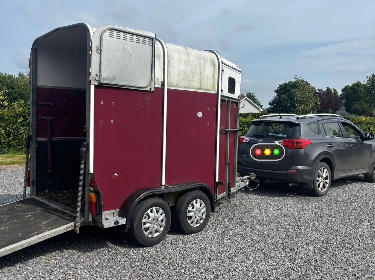 Horse Box - Image 1