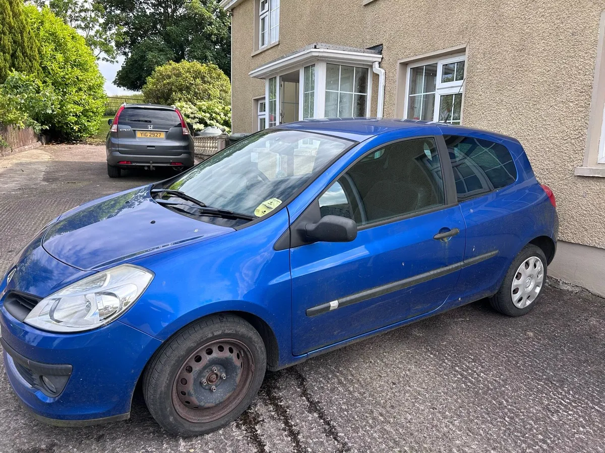 Renault car - Image 4