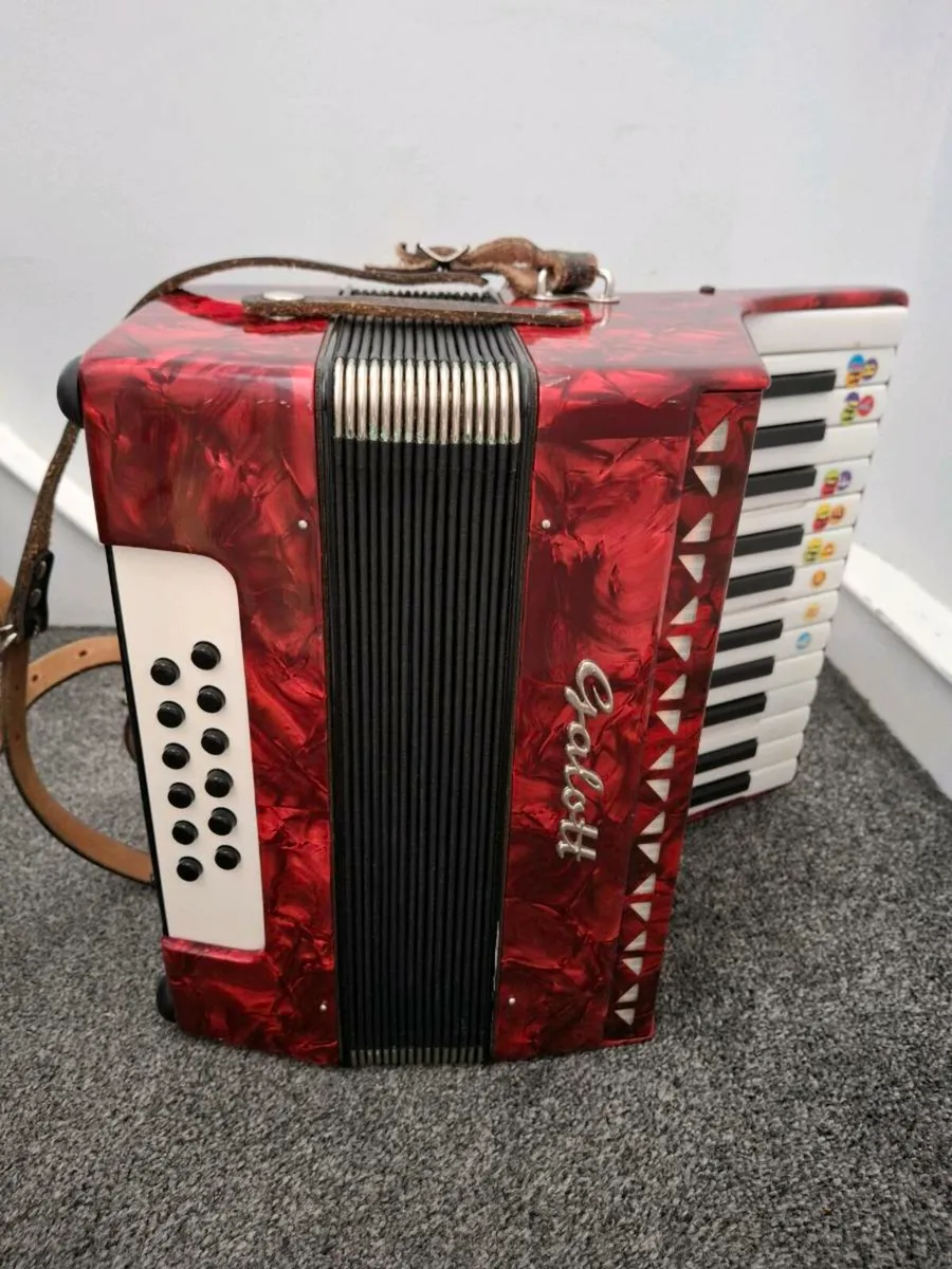 PIANO ACCORDION - Image 3