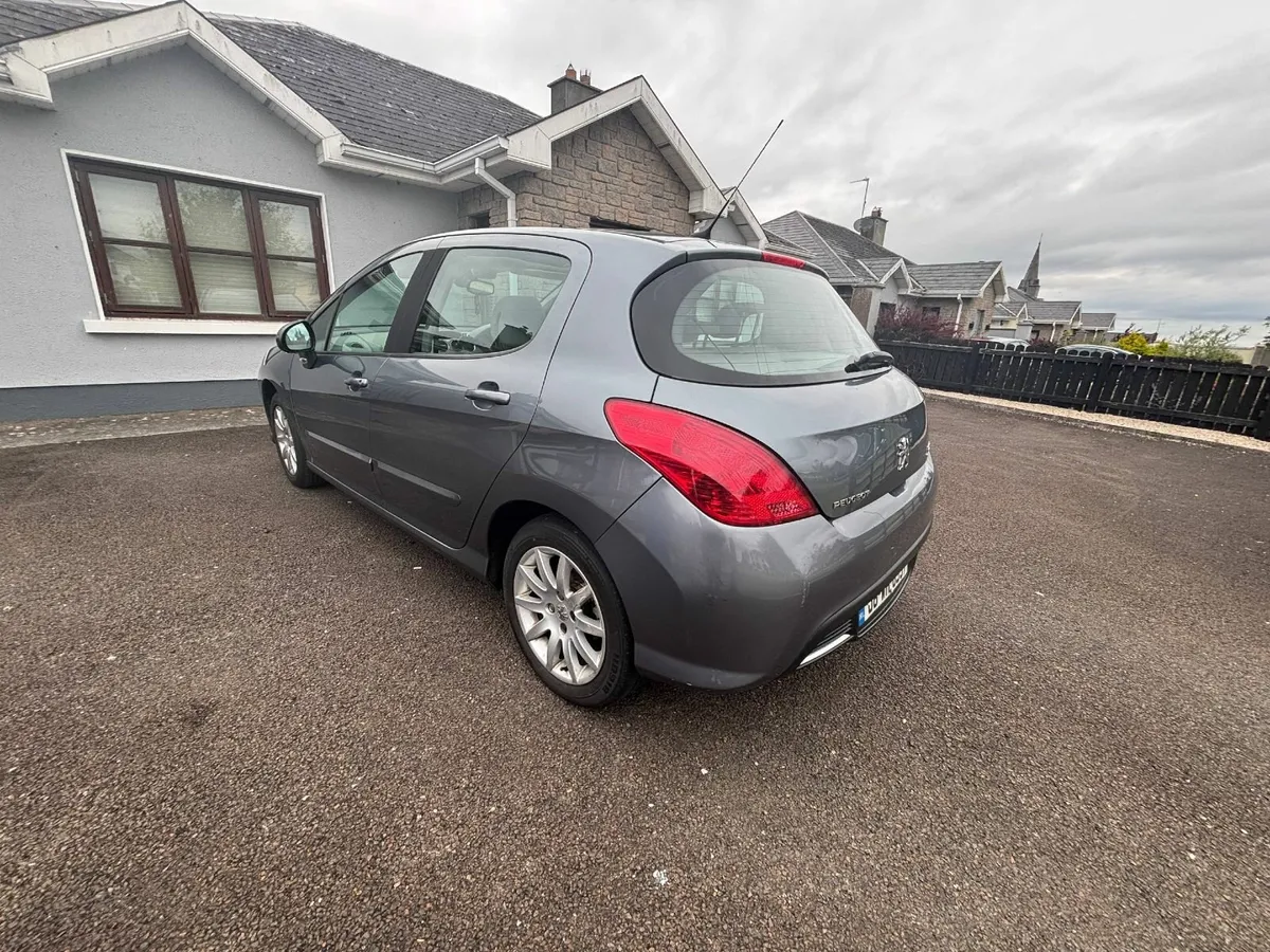 Peugeot 308 2008 1.6hdi - Image 4