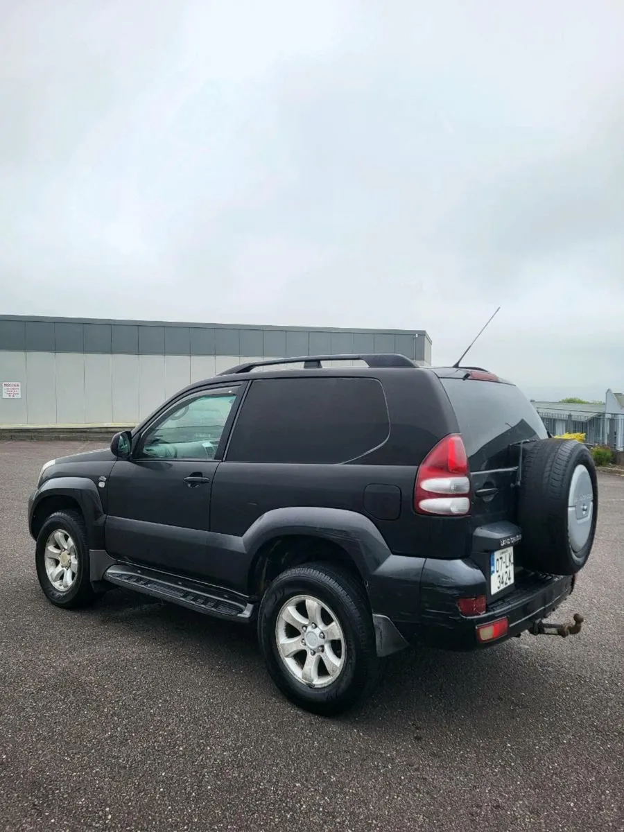 2007 TOYOTA LAND CRUISER SWB. DOE 08/25 - Image 4
