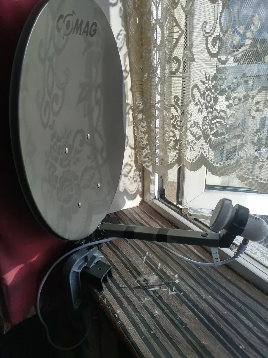 Satellite dish - Image 1