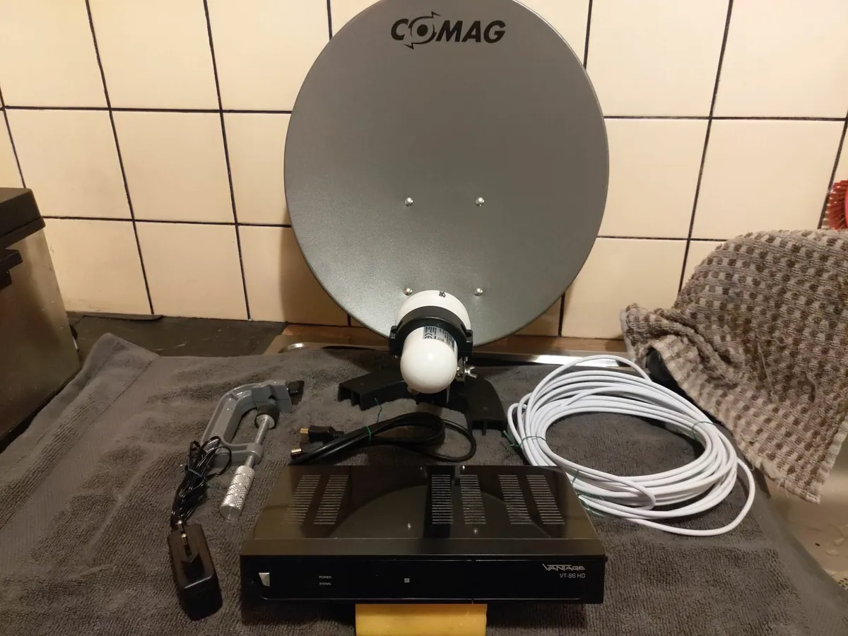 Satellite dish - Image 3