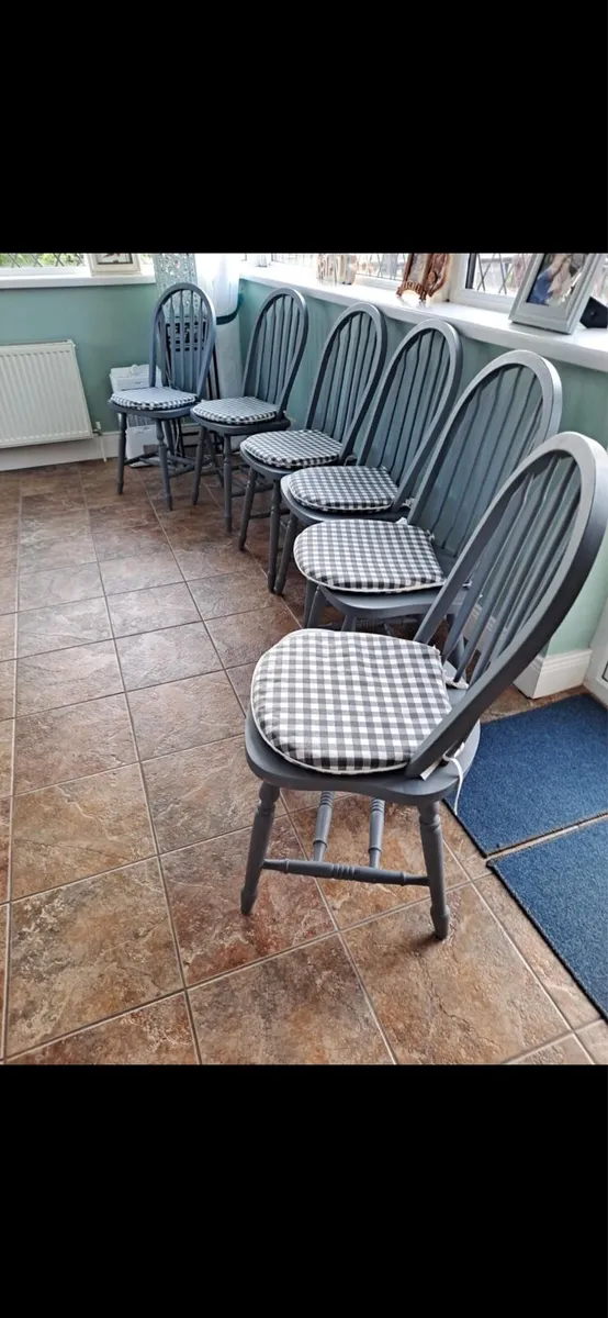 2x Table and 6 chairs - Image 3