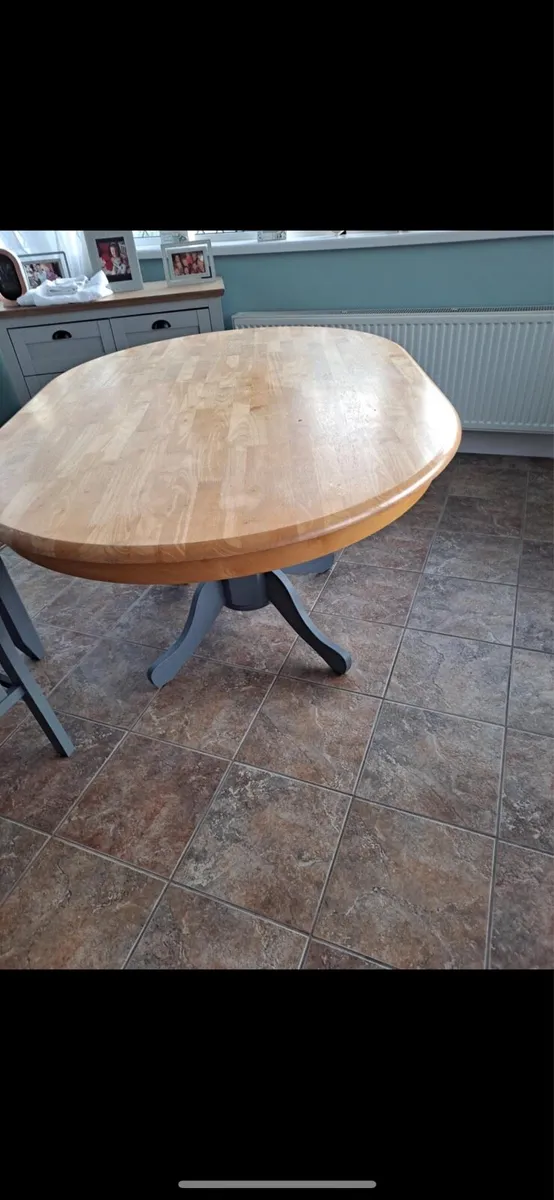 2x Table and 6 chairs - Image 4