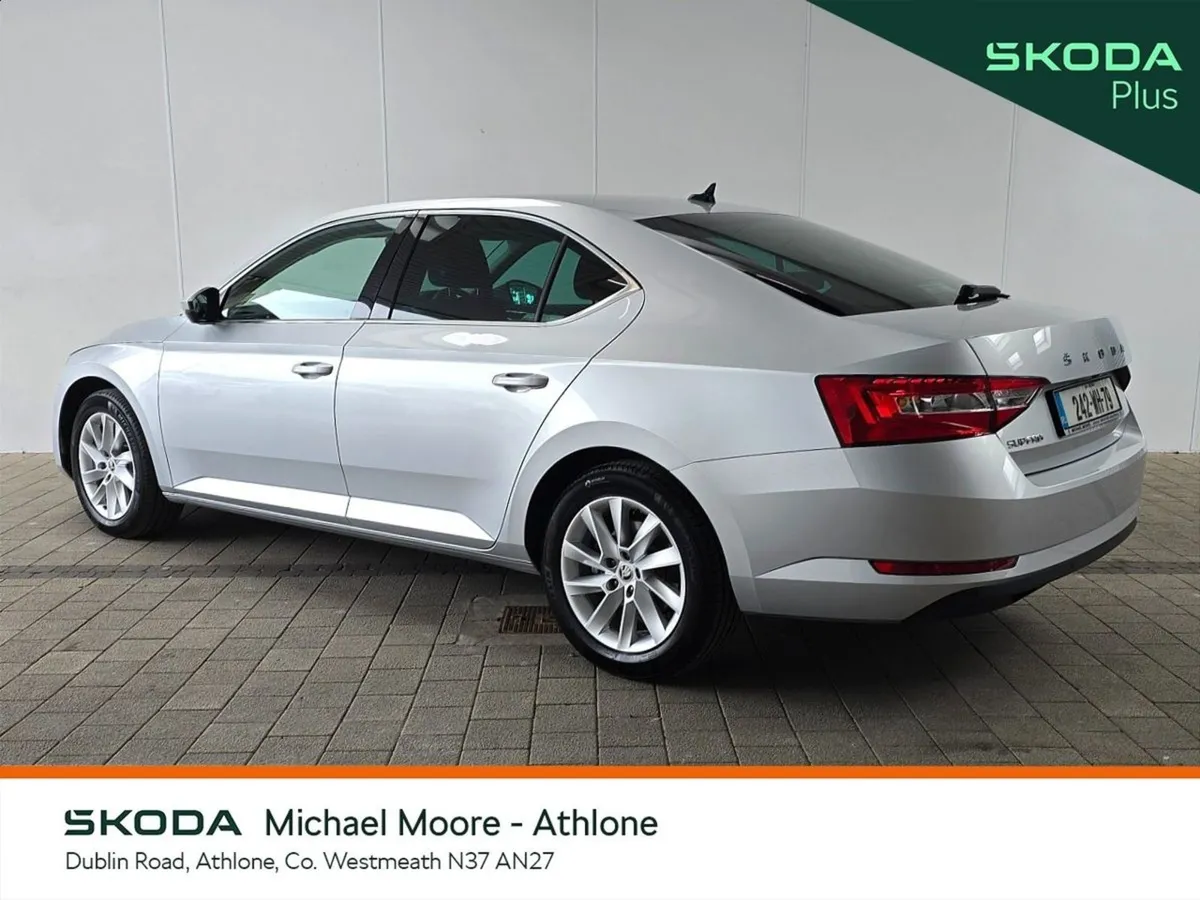 Skoda Superb Superb AMB 2.0tdi 150BHP DSG - Image 3
