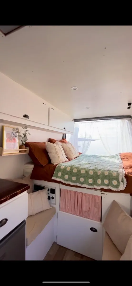 Campervan - Image 3