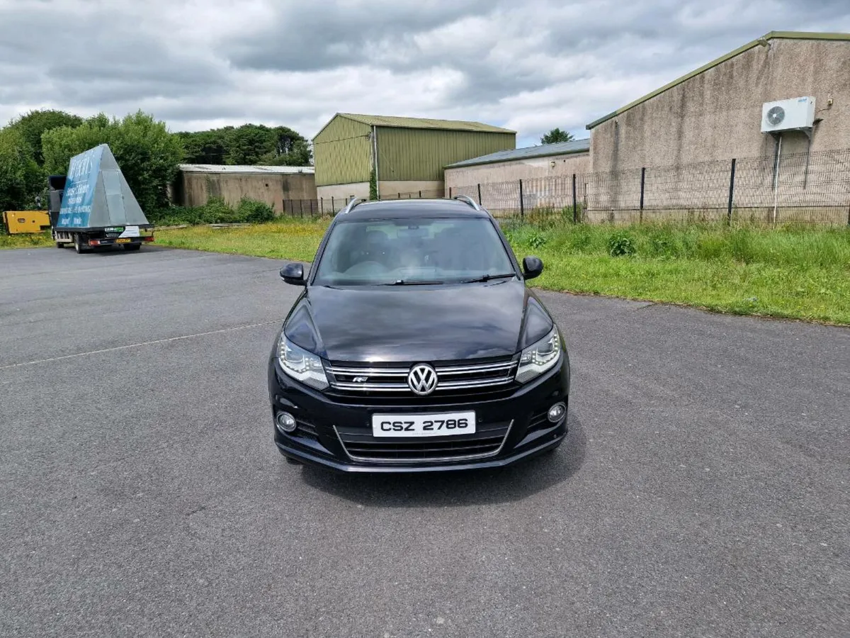 2014 Volkswagen tiguan 2.0 tdi r line🔥top spec 🔥 - Image 3