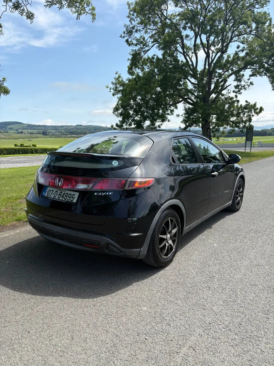 Honda Civic 2007 - Image 3