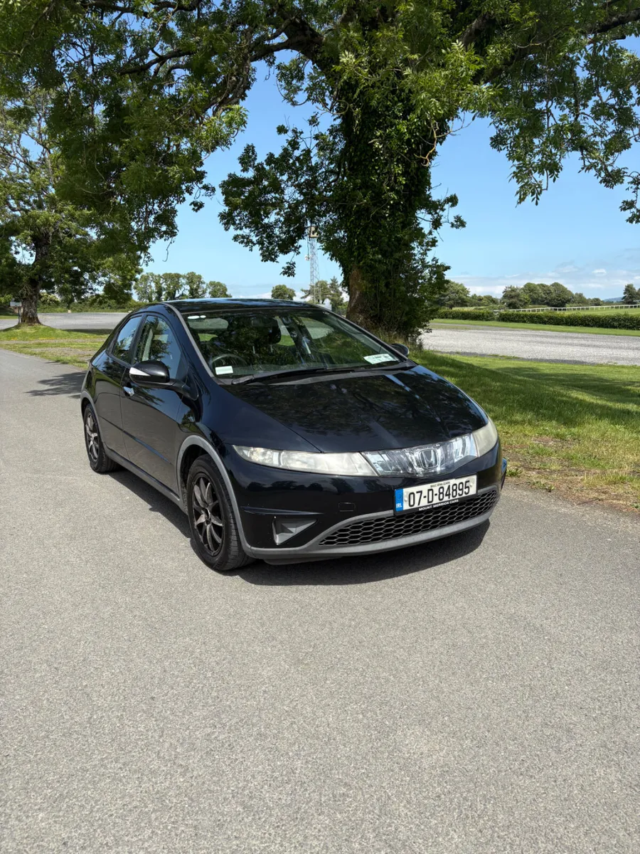Honda Civic 2007 - Image 1