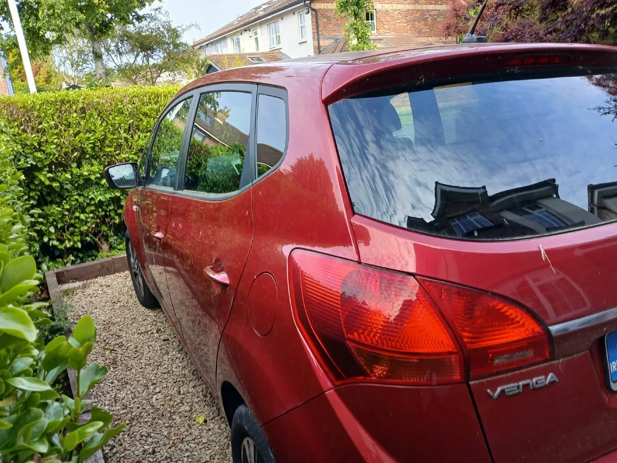 Kia Venga 2016 - Image 4
