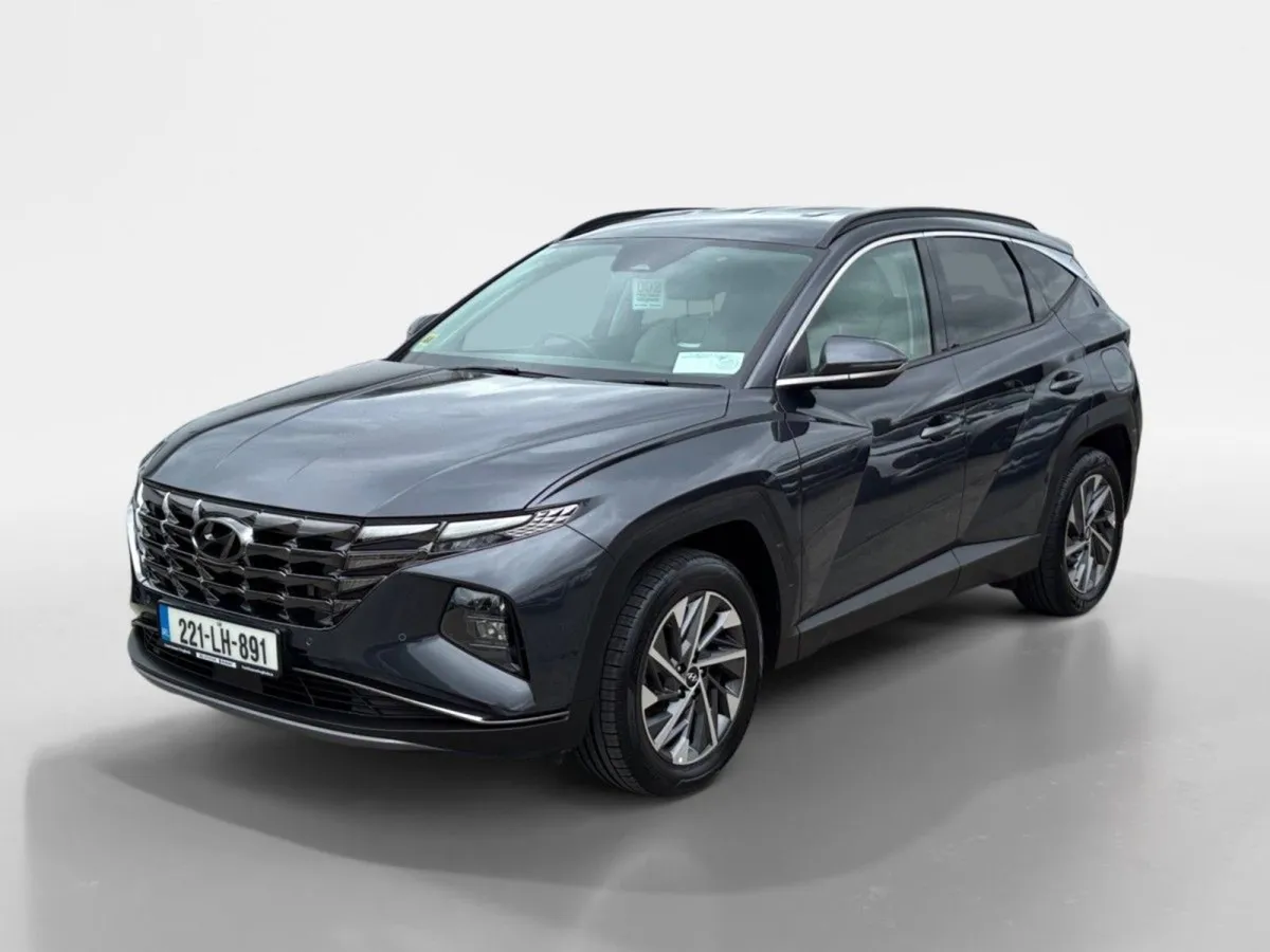 Hyundai Tucson 2WD Executive Plus - Image 3