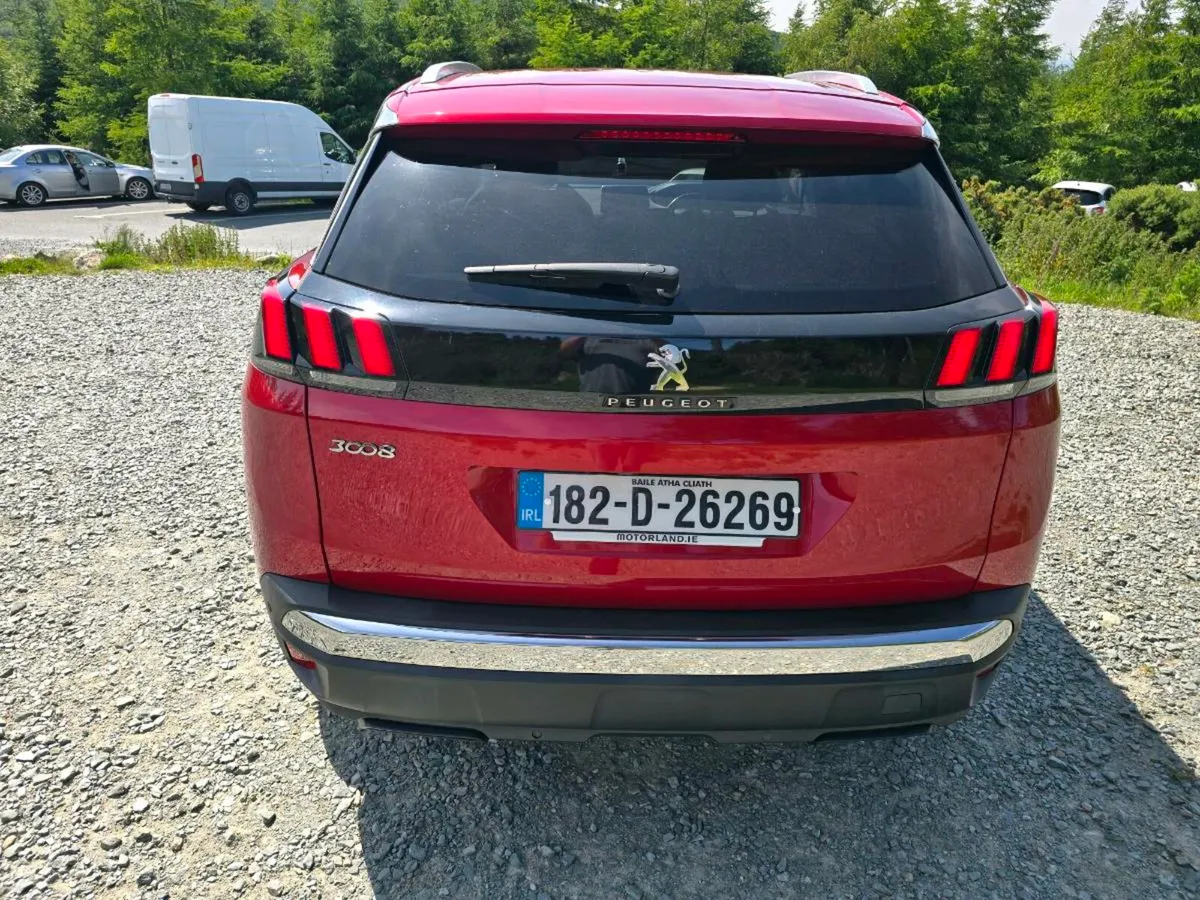 182 PEUGEOT 3008 1.2 ALLURE 130BHP LOW KMS - Image 4