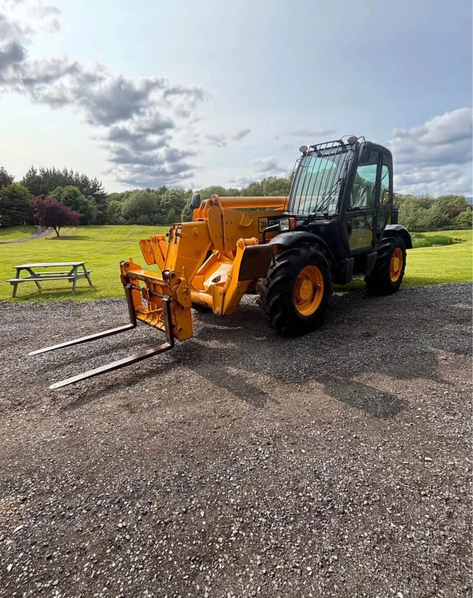 JCB  537-13.5 telehandlier - Image 3