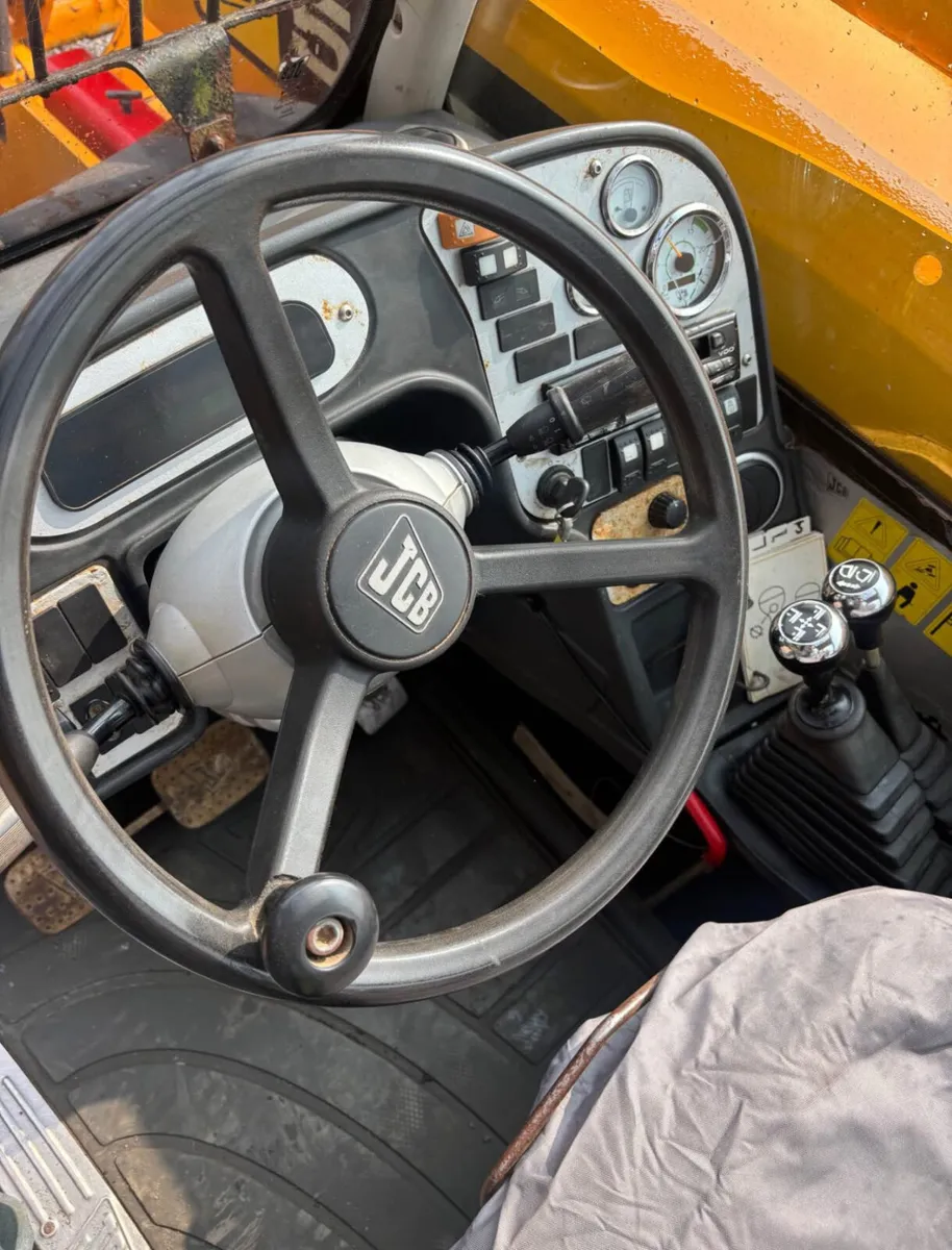 JCB  537-13.5 telehandlier - Image 4