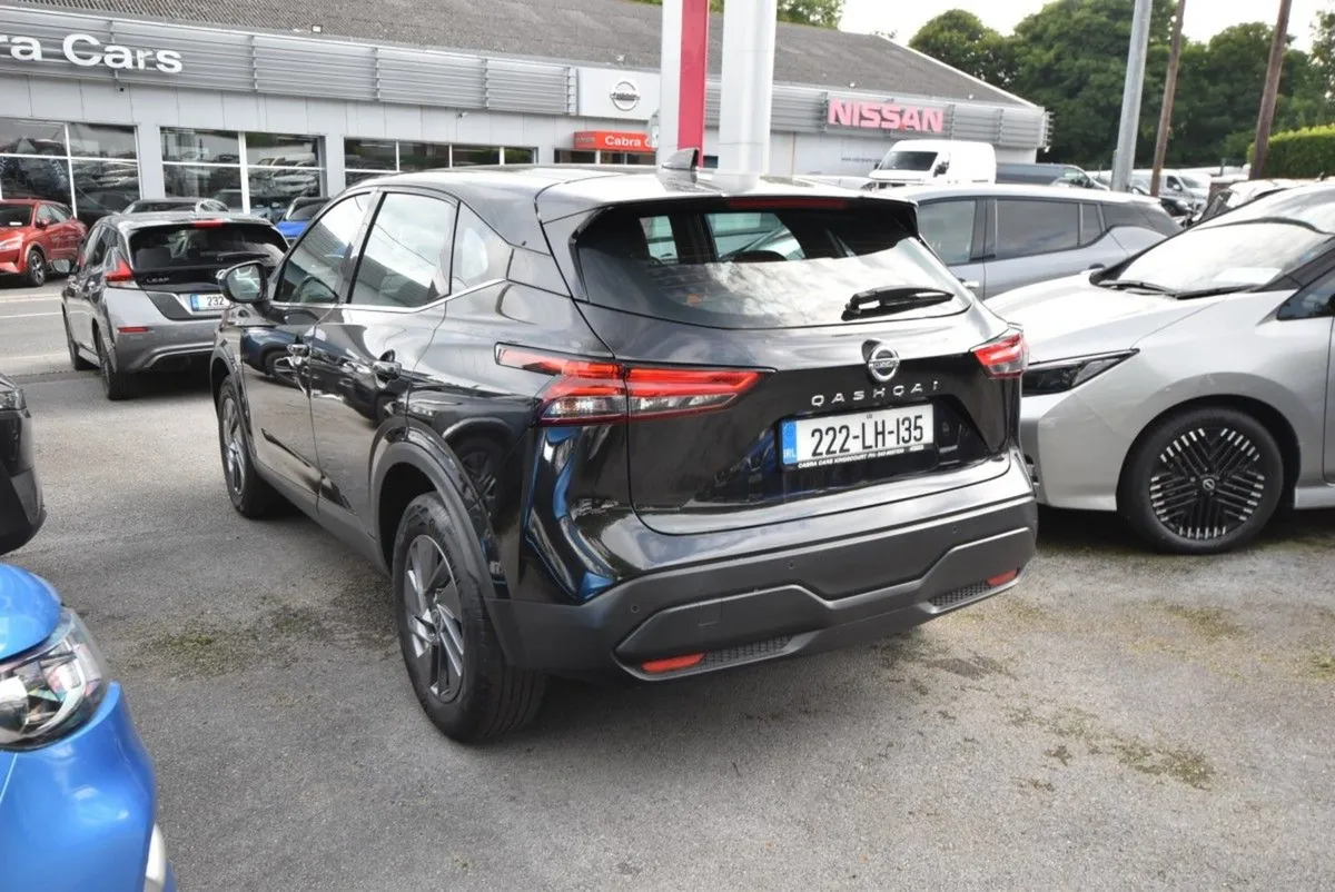 Nissan QASHQAI 1.3 SV Mild Hybrid - Image 2