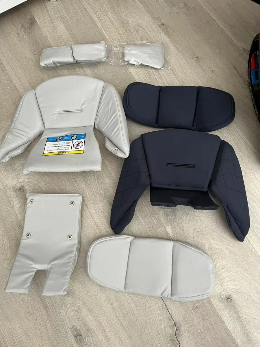 Car seat - Image 4