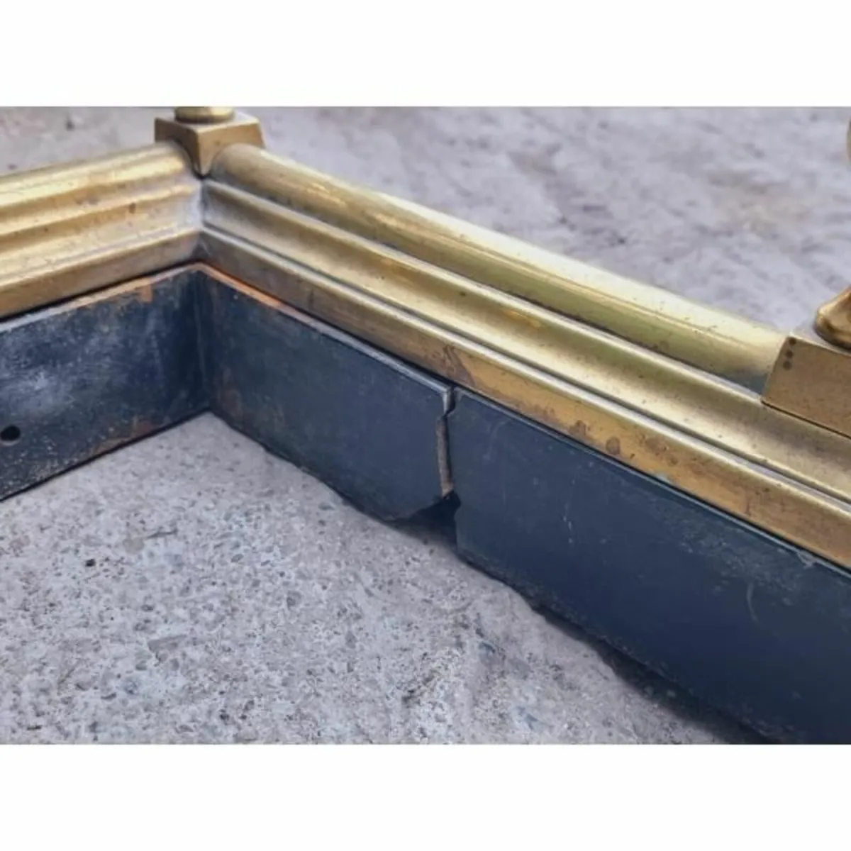 Brass Fire Fender KAS720 - Image 3