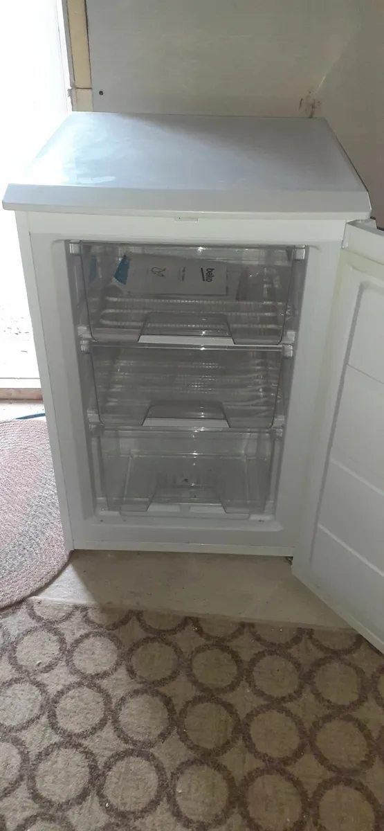 Fridge freezer - Image 1