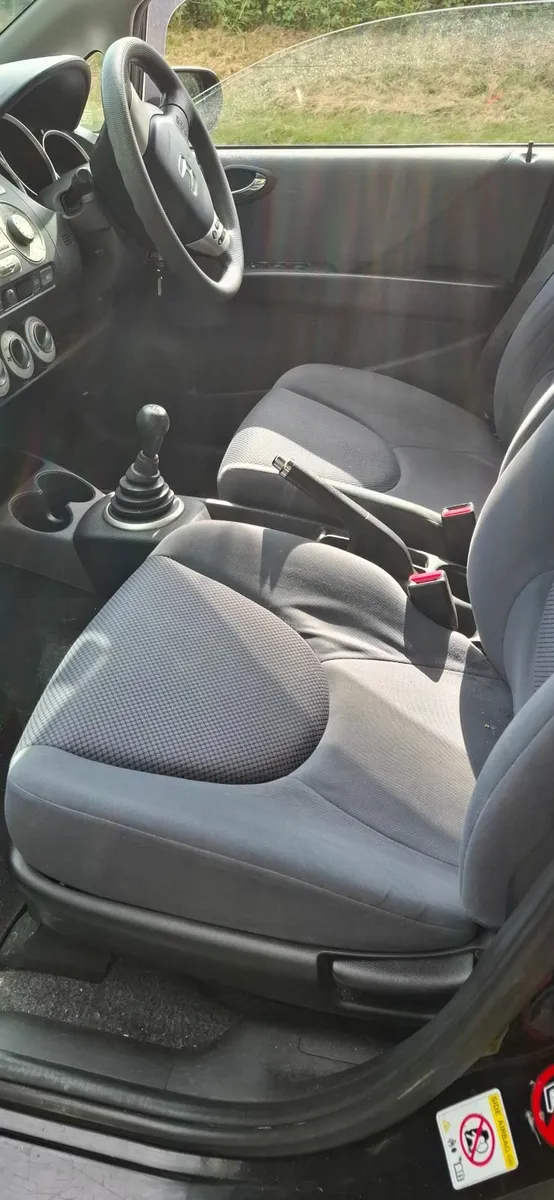 07 Honda Jazz ,   NCT  9/25 - Image 2