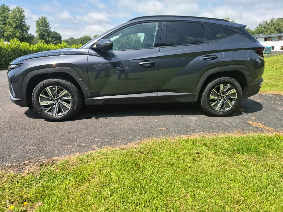 2021 Hyundi Tuscon hybrid1.6 petrol automatic - Image 3