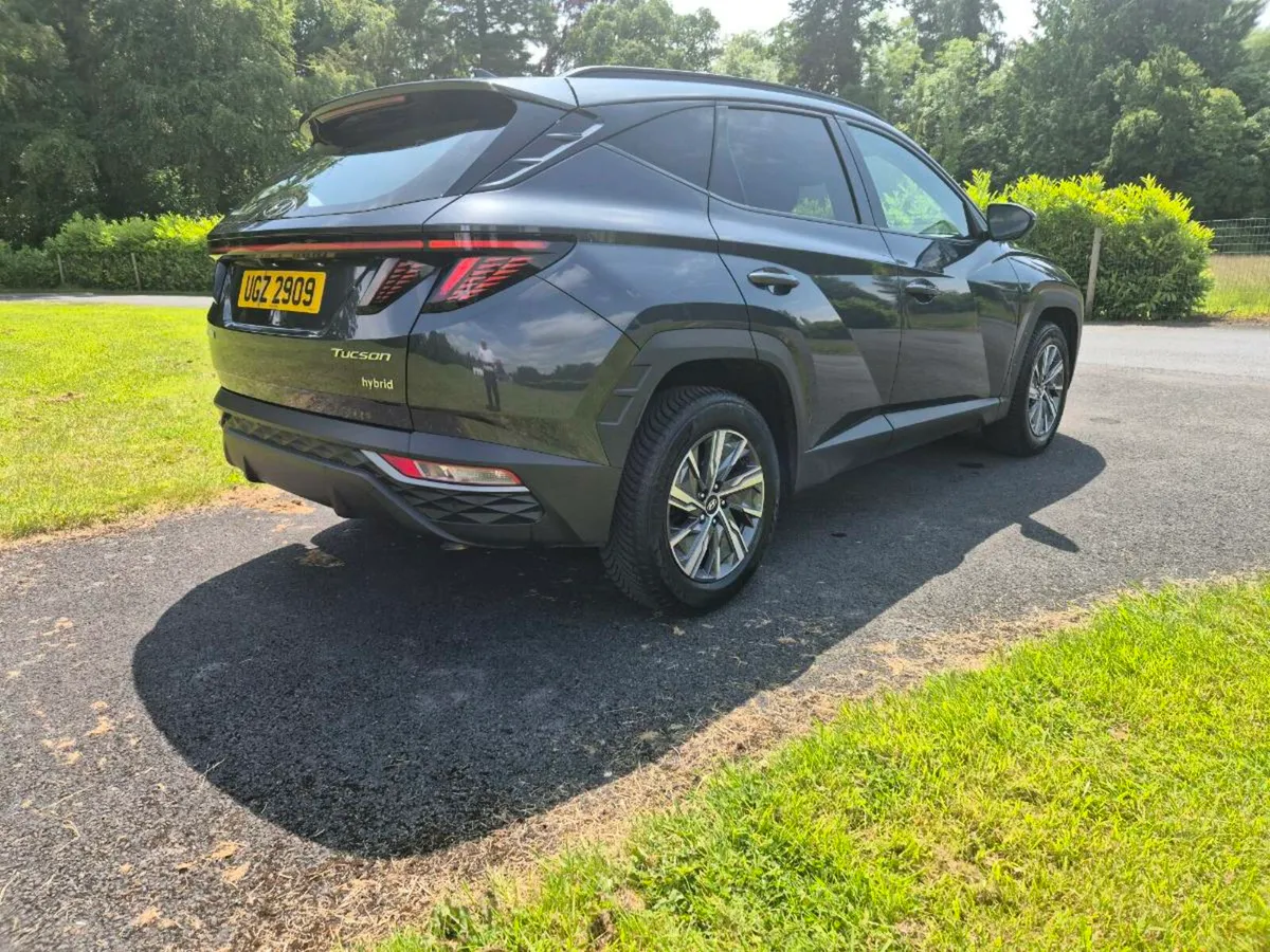 2021 Hyundi Tuscon hybrid1.6 petrol automatic - Image 4