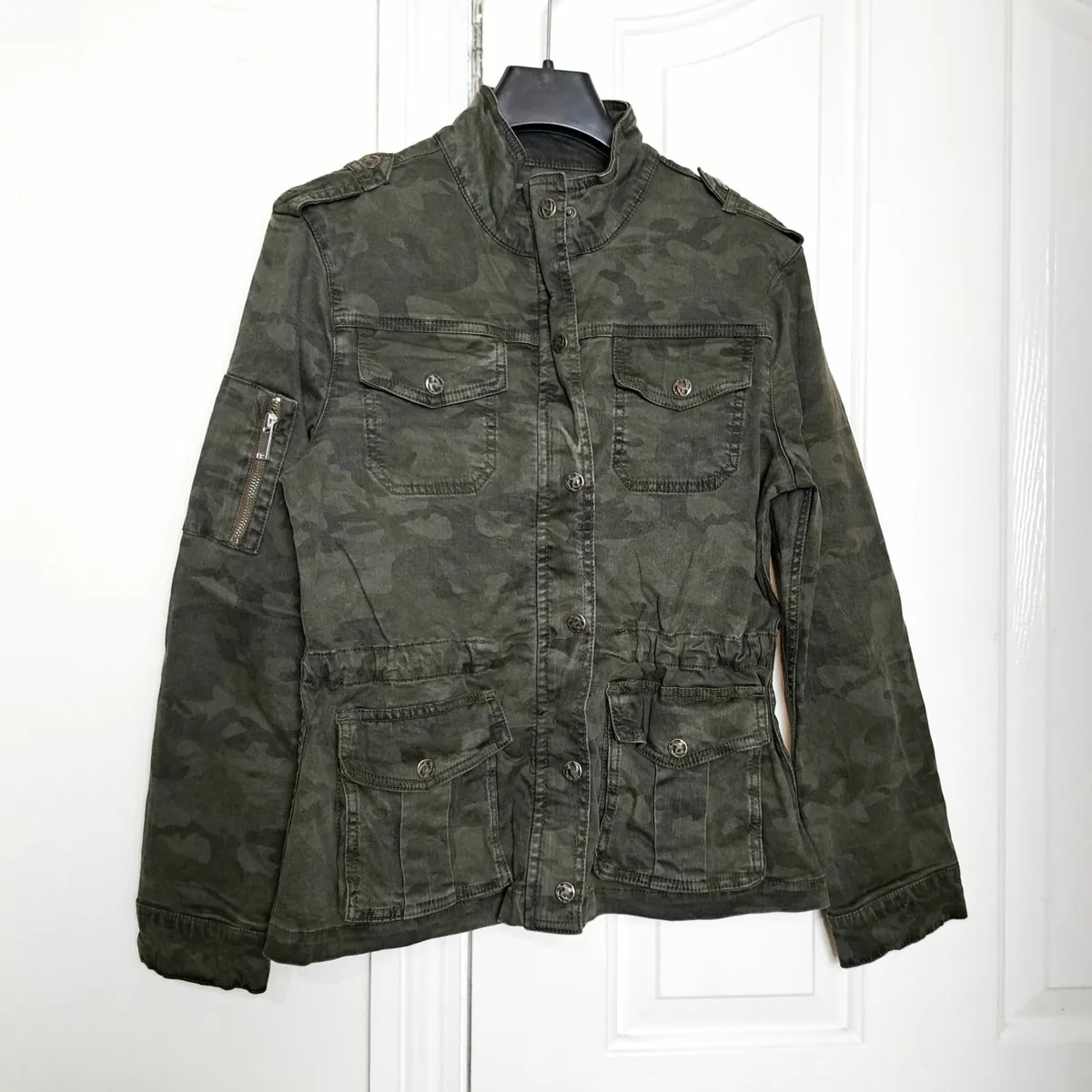 Mint Velvet Camouflage Army Green Jacket 10UK/38EU - Image 1