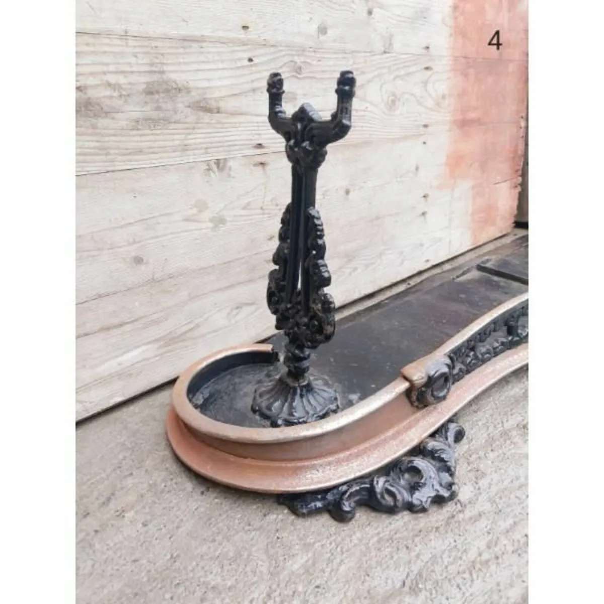 Cast Iron Fire Fender – KAS323 - Image 3