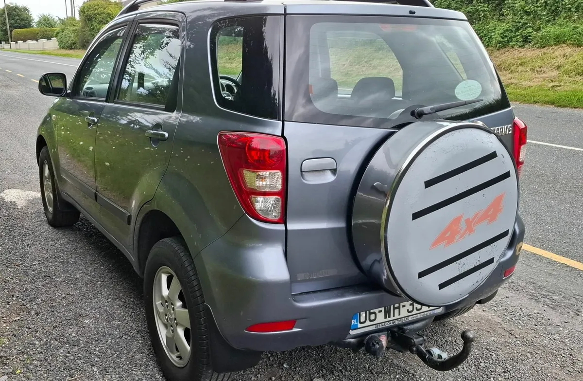 06 Daihatsu Terios , low kms  , 4WD - Image 4