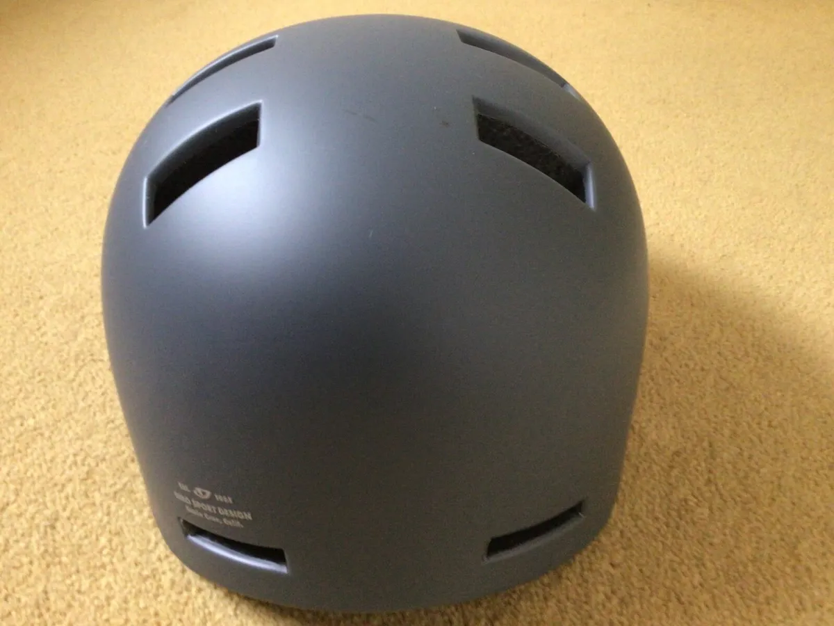 New-Old Stock Bike Helmet - Image 3