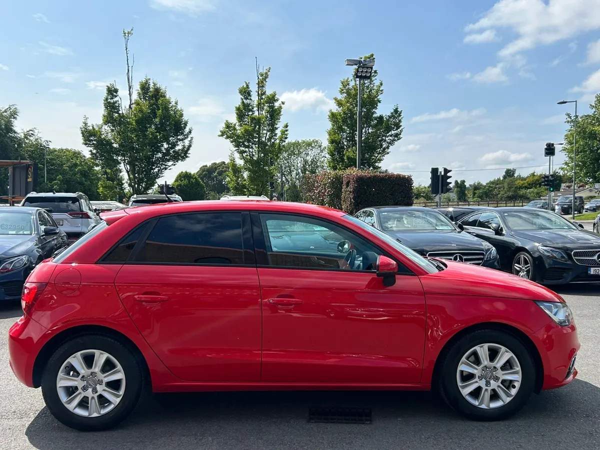 142 Audi A1 Auto 1.4 TFSI Petrol - Image 4