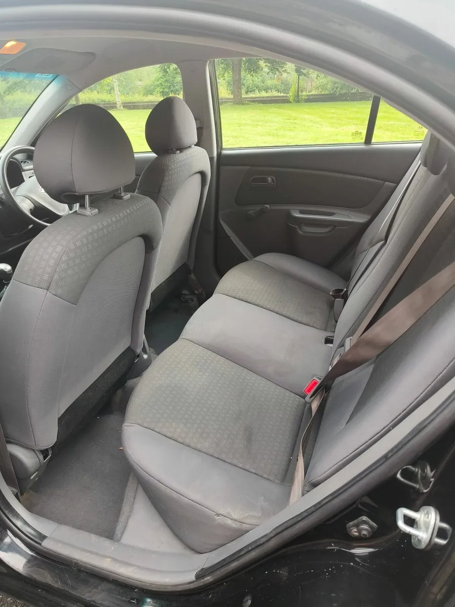 Kia Rio 2009 - Image 1