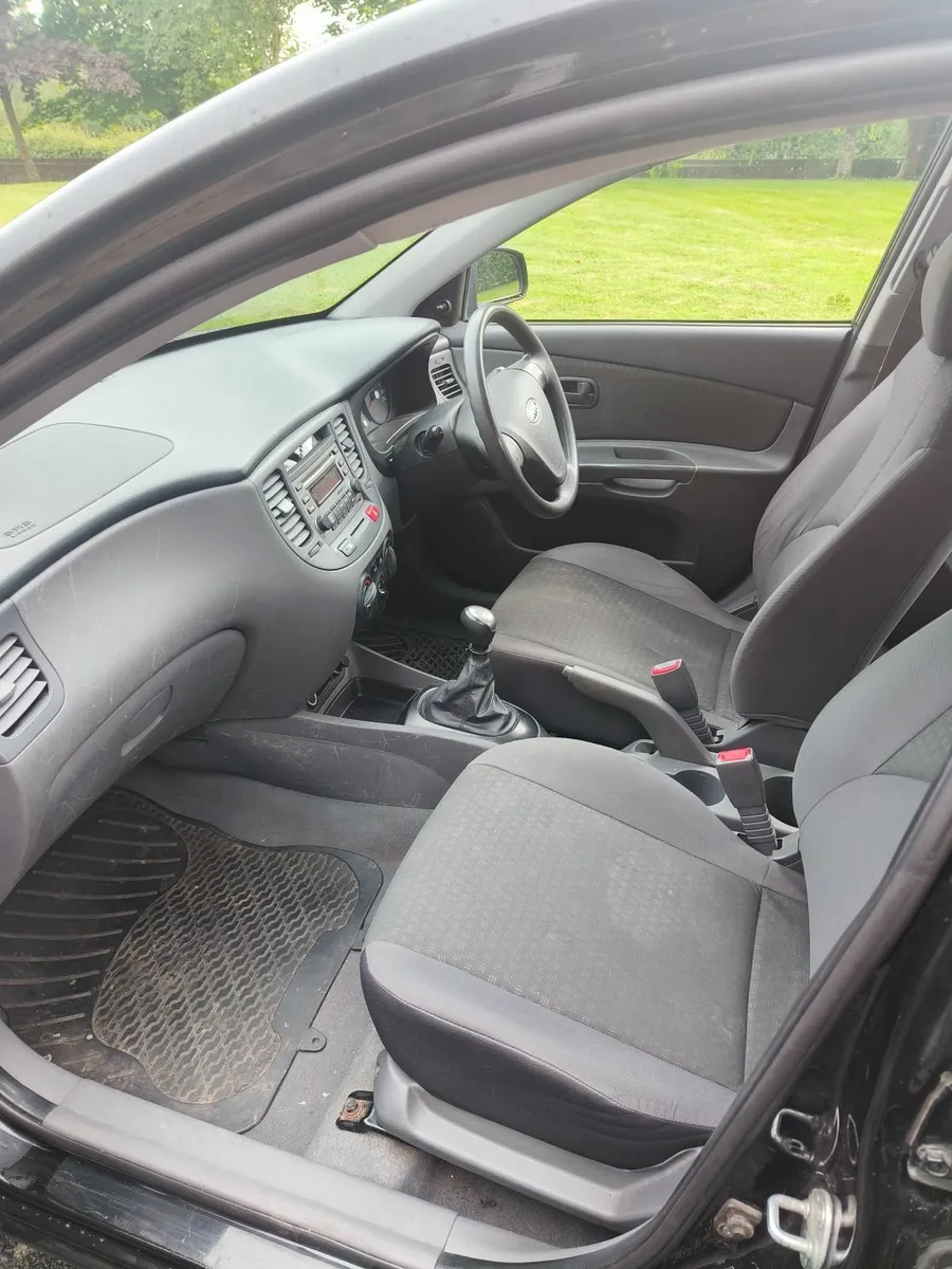 Kia Rio 2009 - Image 2