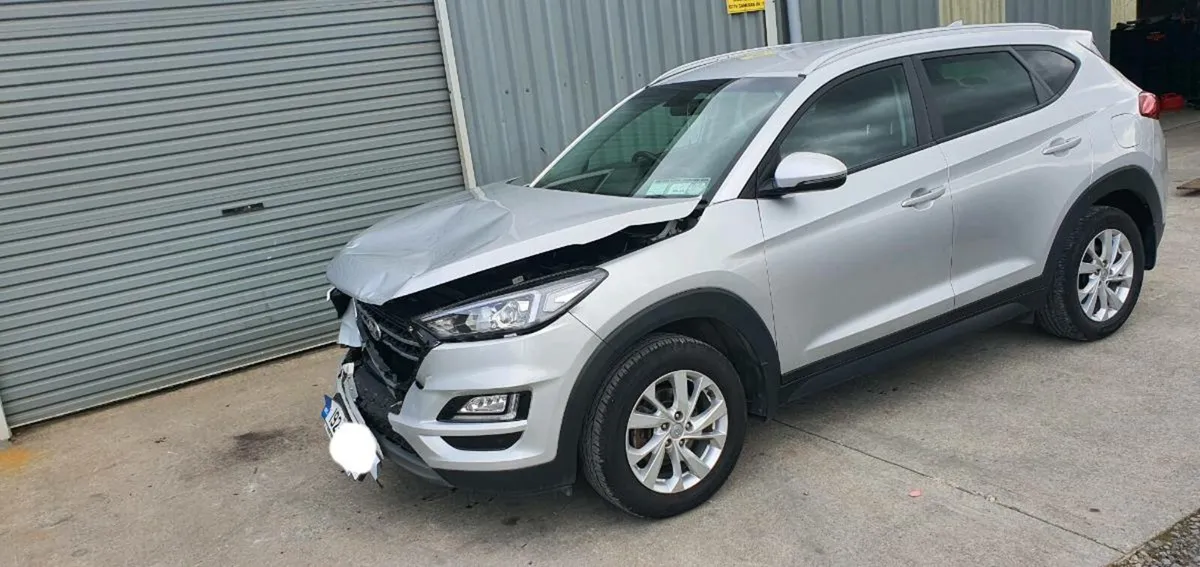 192 HYUNDAI TUCSON DIESEL - Image 3