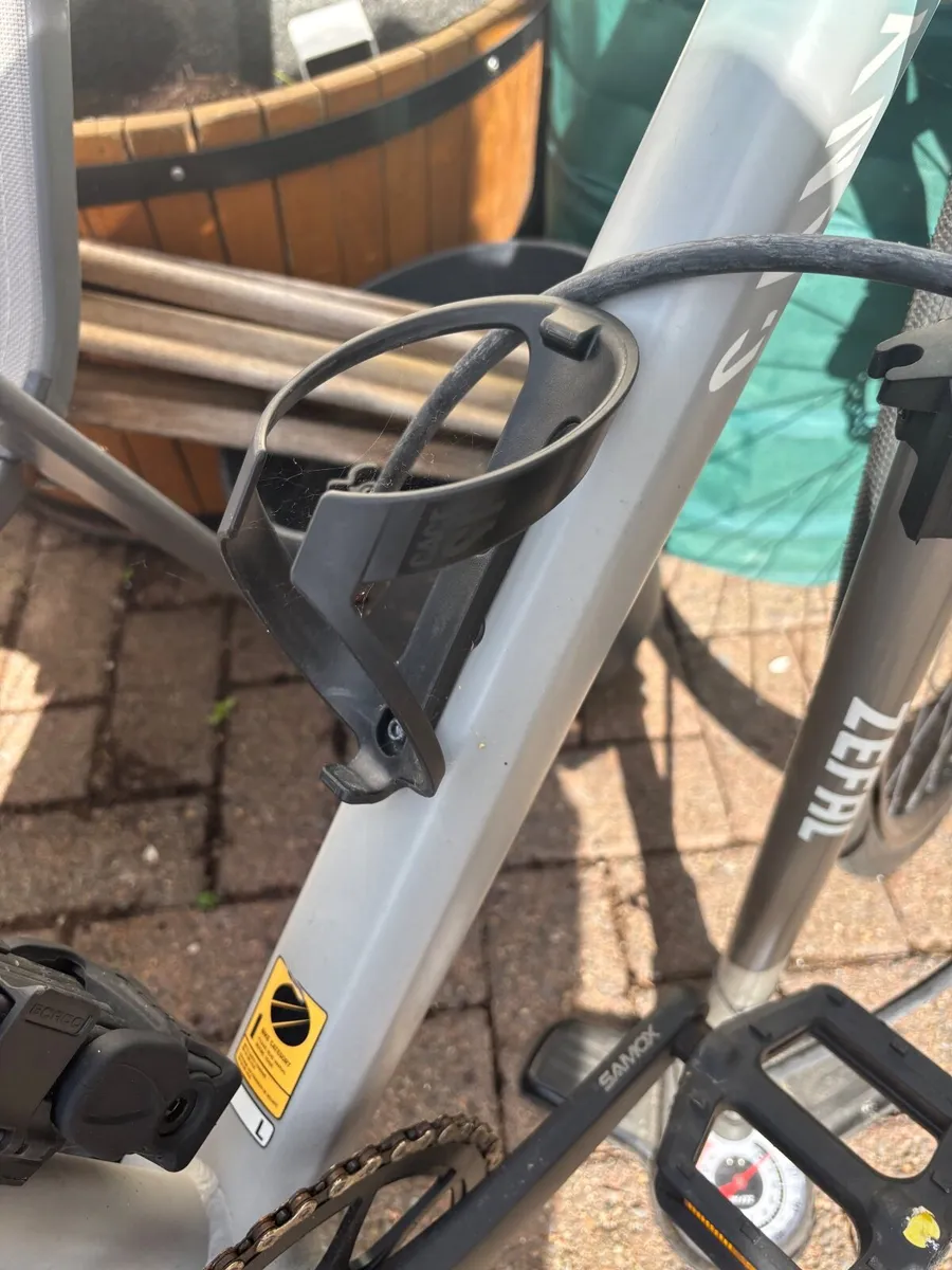 R092 Road Lite Bike – Large Frame – Excellent Cond - Image 2