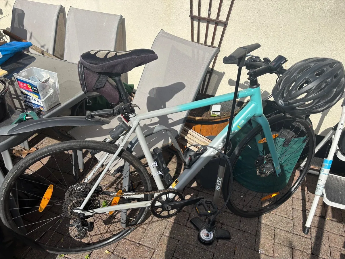 R092 Road Lite Bike – Large Frame – Excellent Cond - Image 1