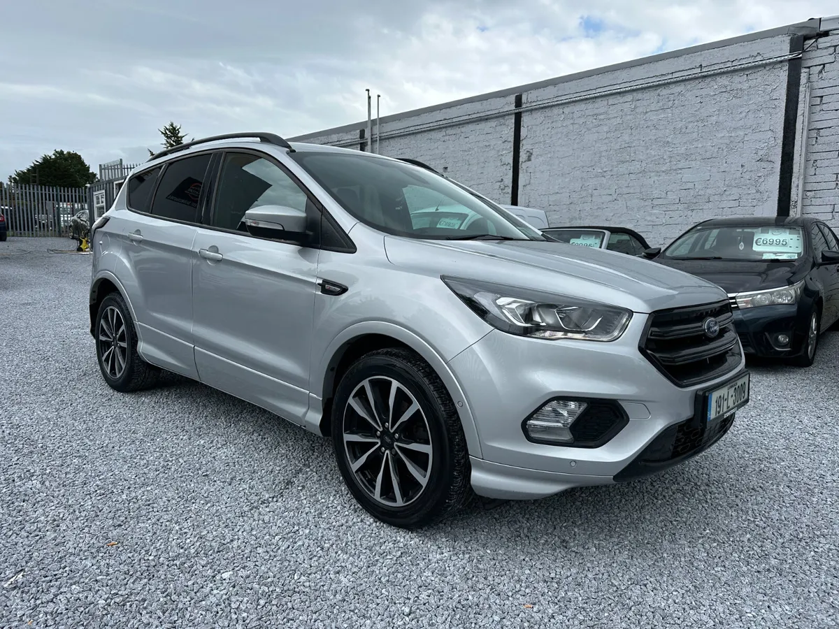 2019 (191) Ford Kuga ST-Line 1.5 TDCI 120PS 4DR - Image 1