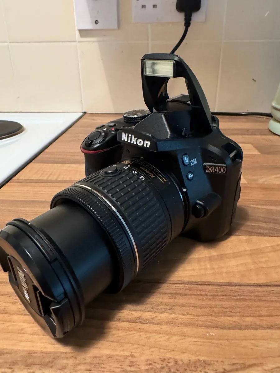 Nikon D3400 - Image 2