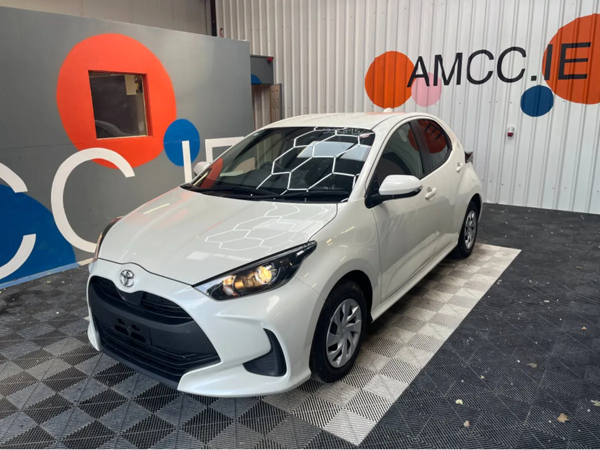 Toyota Yaris Toyota Yaris 1.0 Automatic / 81k KMs - Image 3