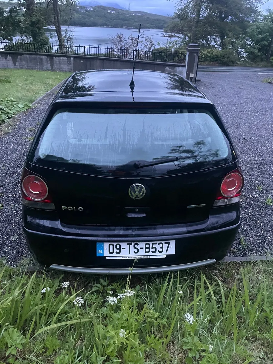 Volkswagen Polo 2009 - Image 4