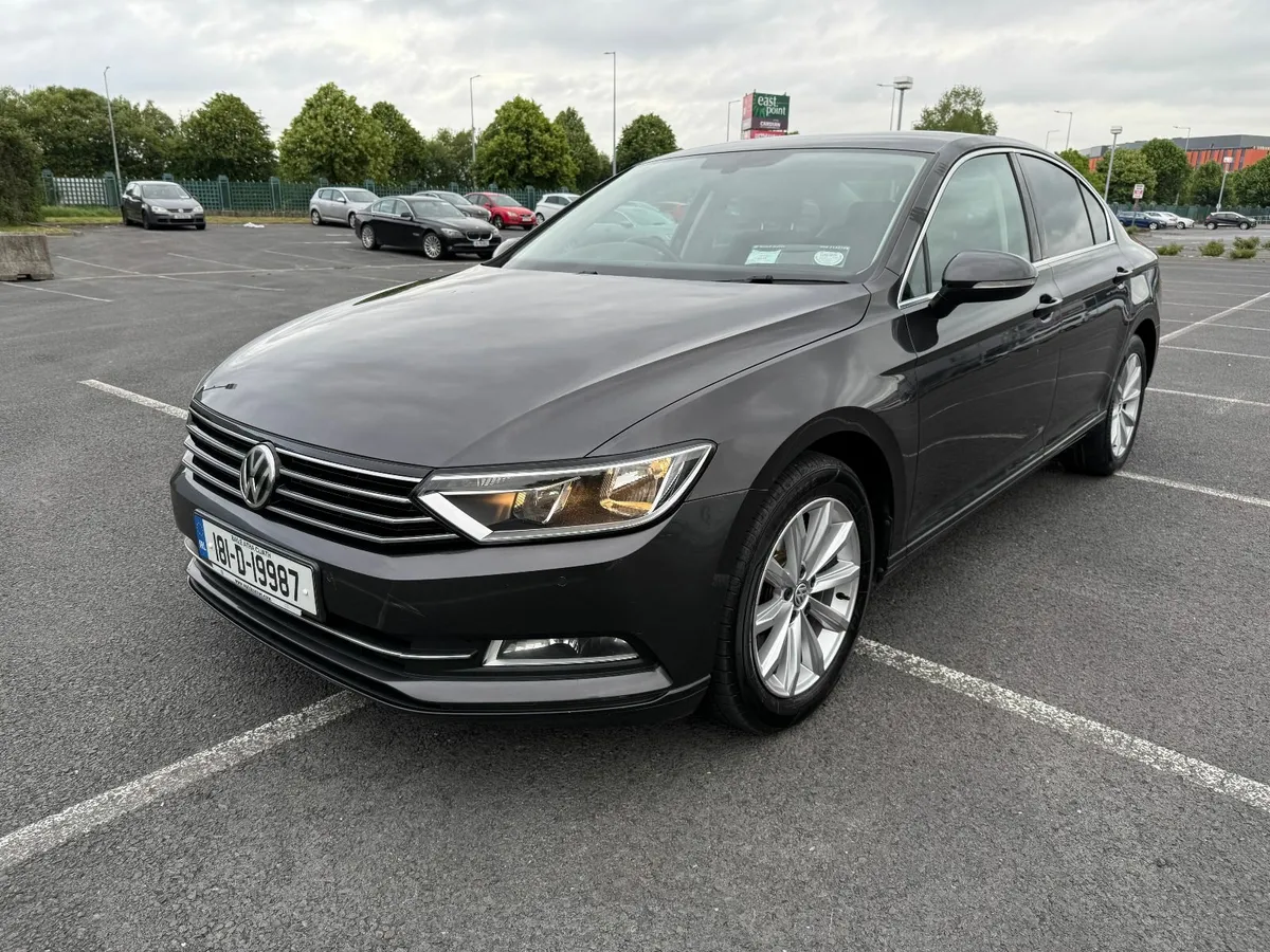 Volkswagen Passat 2018 1.6TDI - Image 1