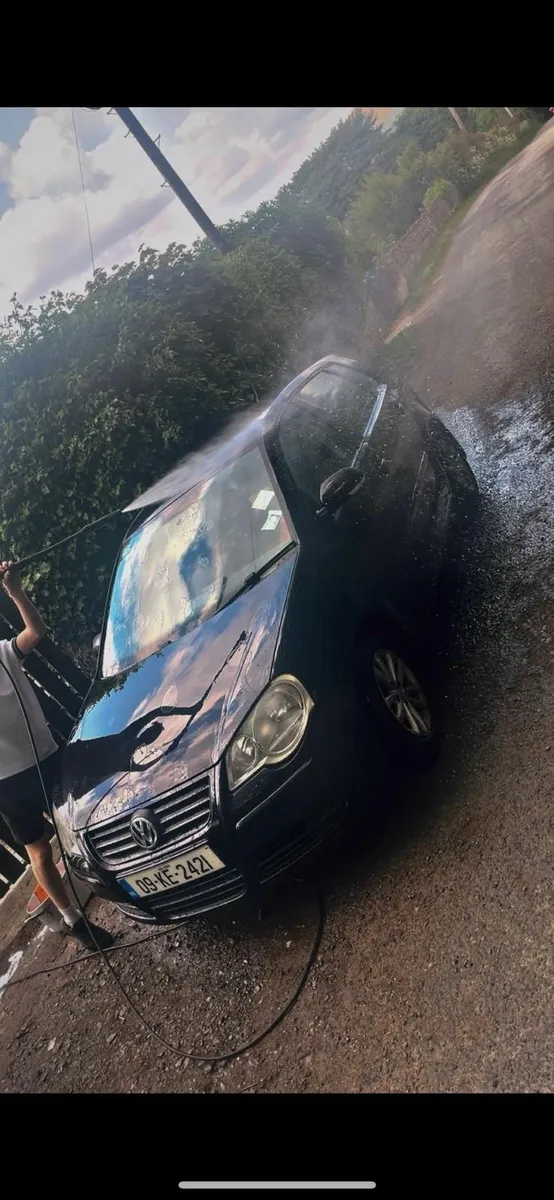 Volkswagen Polo 2009 1.4tdi - Image 1