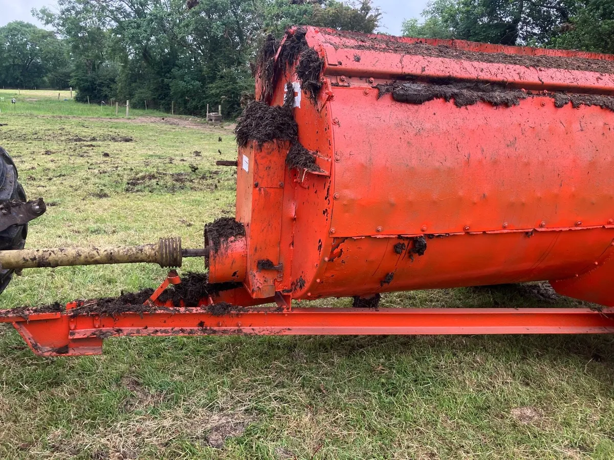 Dung spreader - Image 4