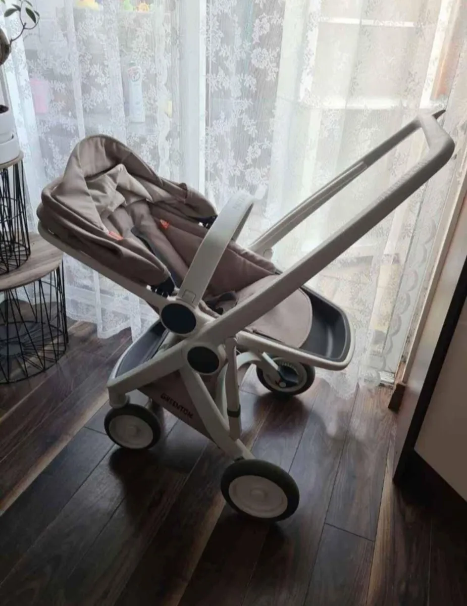 Greentom Reversible Lightweight Stroller - Image 3