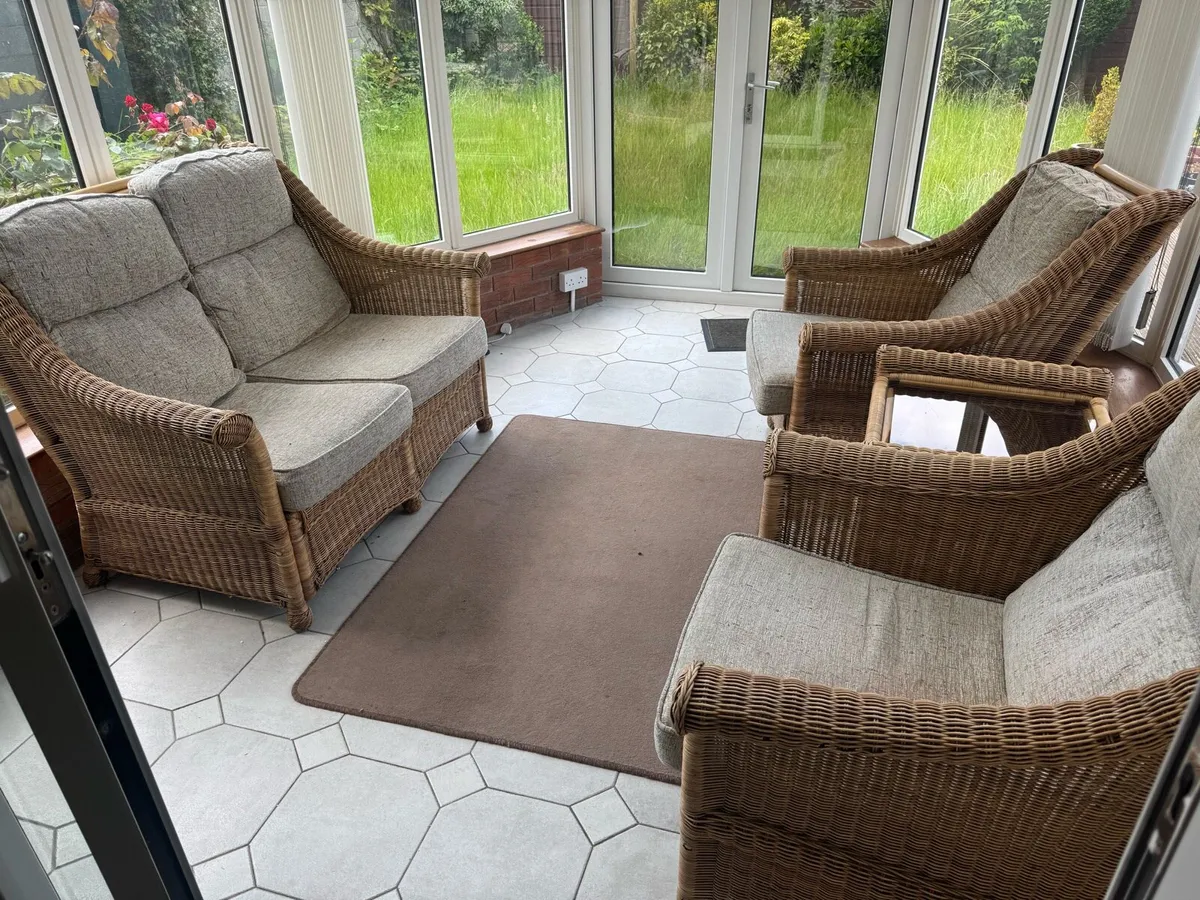 Conservatory Set For Sale - Image 2