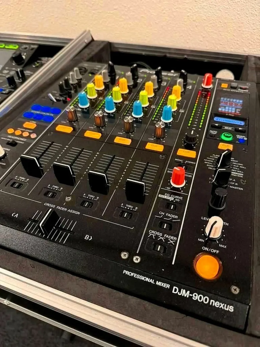 Pioneer Nexus DJ Set – 2x CDJ-2000 + 1x DJM-900NXS - Image 4