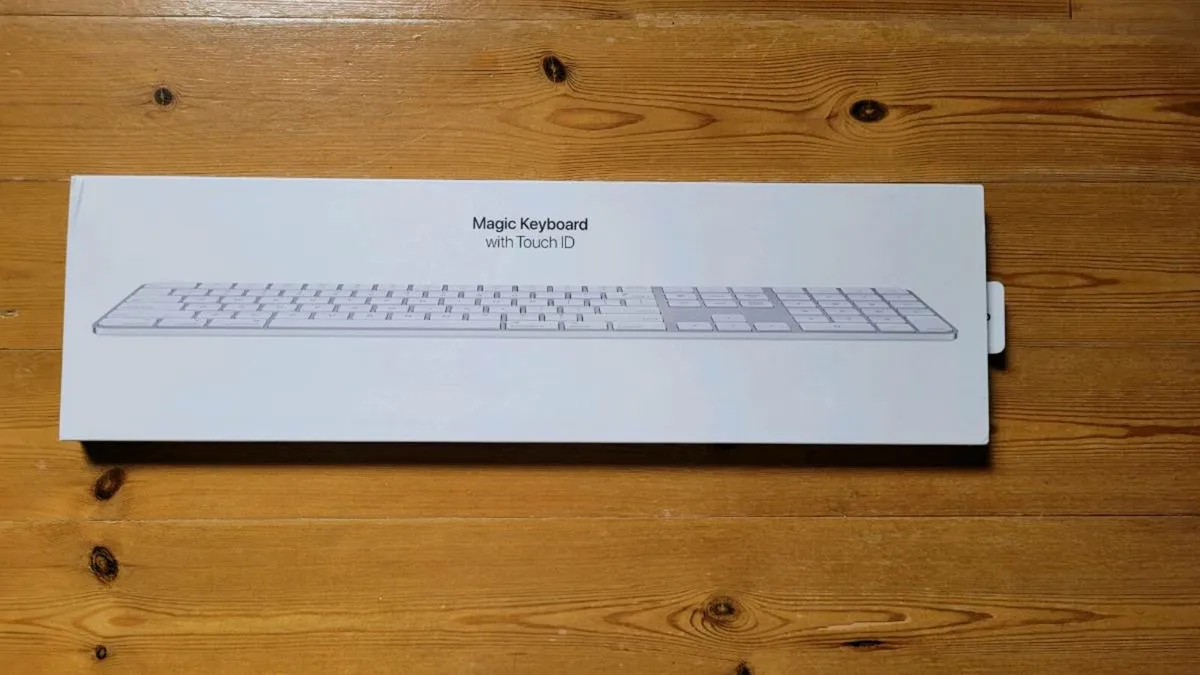 Apple Magic Keyboard with Touch ID and Numeric Key - Image 1