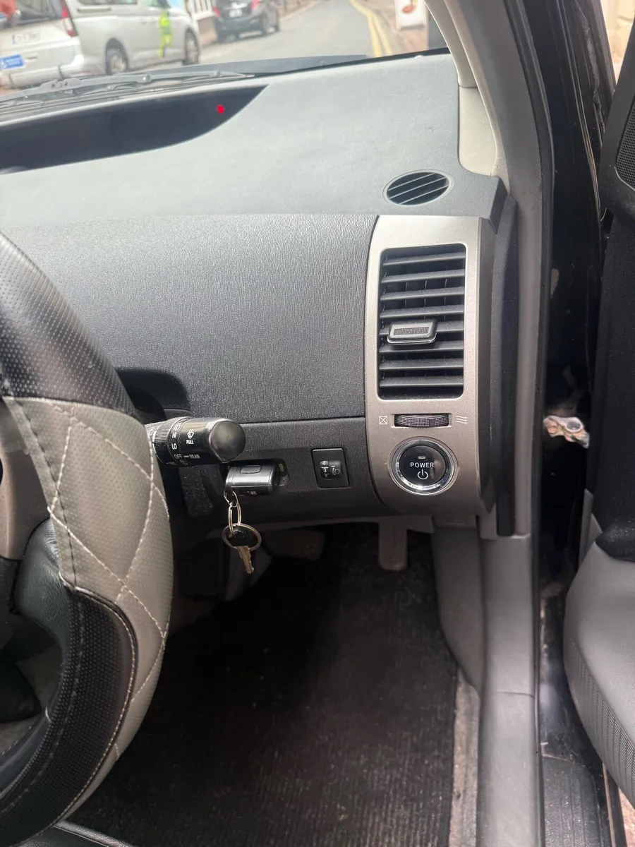 Car - Image 1