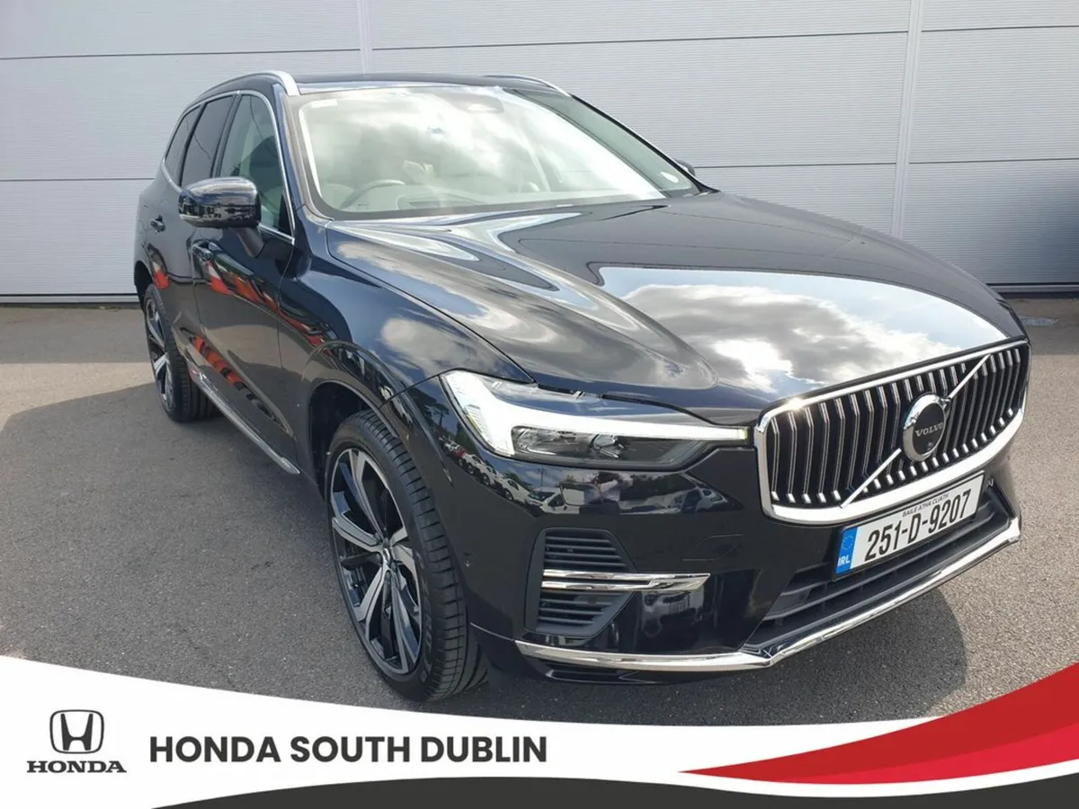 Volvo XC60 T6 PHEV, Ultra Bright , AWD - Image 4